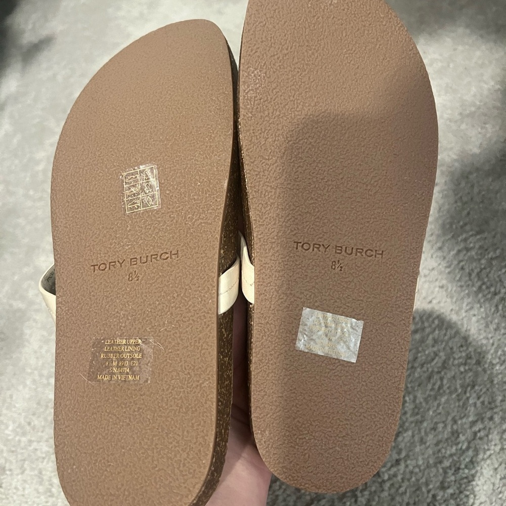 NEW Tory Burch Cloud Sandals - Picture 5 of 6